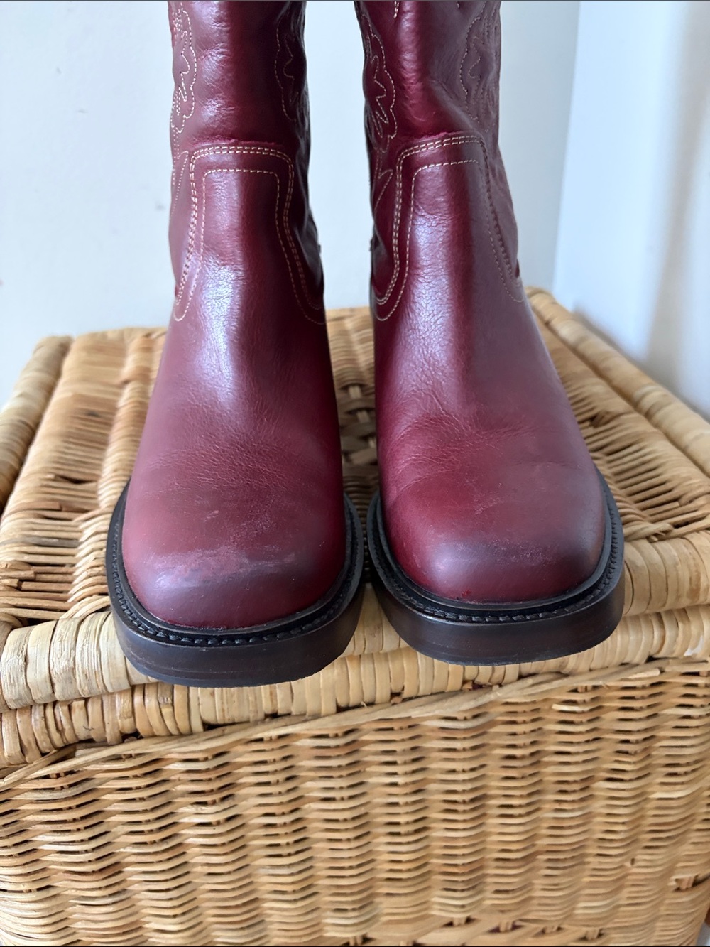 Free People x Frye Kate Deco Stitch Boots in Merlot Size 7.5 NIB - Picture 11 of 15